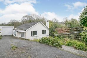 30, Castle Meadows, St. Agnes TR5 0UB