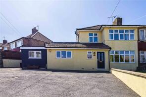 12, Langley Avenue, Hemel Hempstead HP3 9NP