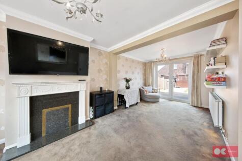 Woodside Close, Rainham