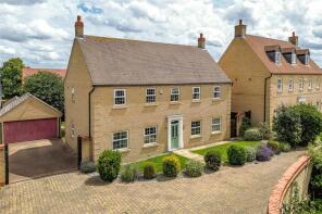 18, Oakley Rise, Bedford MK45 3FD