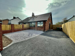 Enderslea, Parkside Lane, Preston PR3 0JA