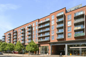 Flat 309, The Heart, Walton-on-thames KT12 1GD