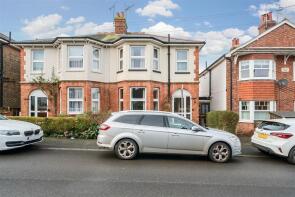 27, Salisbury Road, Langton Green, Tunbridge Wells TN3 0ES