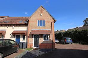 29, Marseilles Close, Northampton NN5 6YT