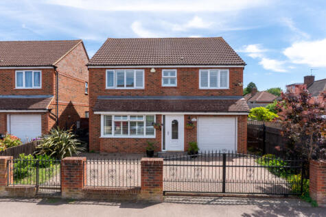 Heath Row, Bishop's Stortford, Hertfordshire, CM23