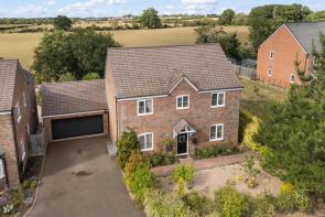 21, Orchard Close, Evesham WR11 8AE