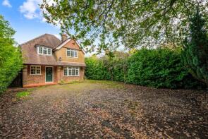 31, Green Lane, Lower Kingswood KT20 6TB