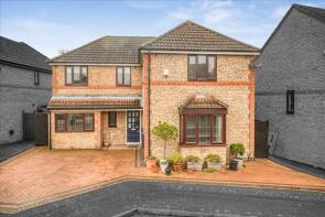 15, Ireland Close, Browns Wood, Milton Keynes MK7 8EQ