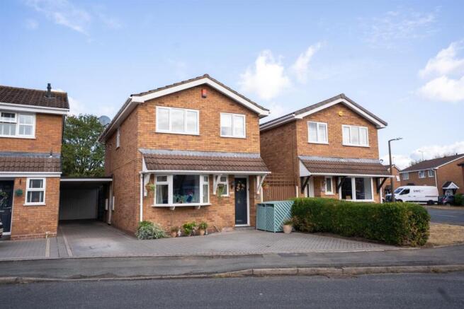 64 Leybourne Crescent54.jpg