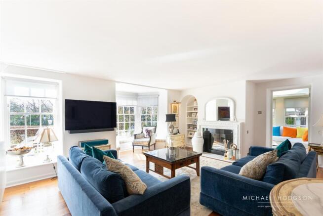 59 Front Street Whitburn-23.jpg