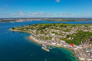 4, Beach Hall, The Square, Truro TR2 5UJ