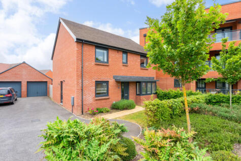 Avon Road, Curbridge, Southampton