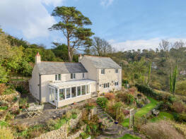 Hardown Cottage, Loves Lane, Bridport DT6 6DZ