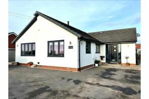 Applegarth, Field Lane, Hensall, Goole DN14 0RE
