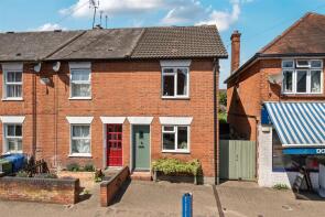 4, 66 Gaddiel Cottages, High Street, Crowthorne RG45 7AZ