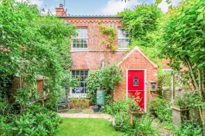 16, The Street, Norwich NR11 7QR