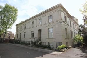 2 Flat 3, Oriel Villas, Oriel Road, Cheltenham GL50 1XN