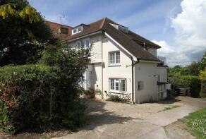6, 33 Bolonia, The Droveway, Dover CT15 6BZ