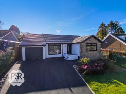 Crabtree Avenue, Disley, SK12