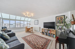 Flat 211, Foundling Court, Brunswick Centre, London WC1N 1QG