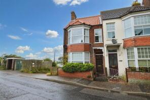 The Laurels, Wyndham Park, Cromer NR27 9NJ