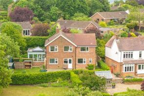 9 Tarn Hows, Northcroft, Aylesbury HP22 4NR