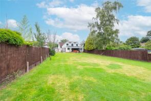 Greswoldes, Wedmans Lane, Rotherwick, Hook RG27 9BT