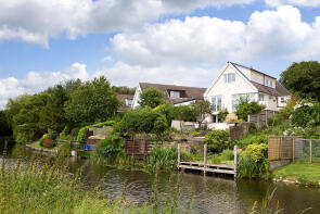 6, Borwick Court, Carnforth LA6 1JX