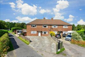 14, Ridge Close, Strood Green RH3 7HZ