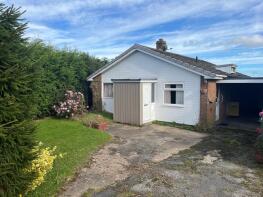 1, Highfield Avenue, Birds Edge, Huddersfield HD8 8XT