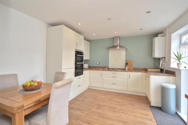Kitchen / Diner