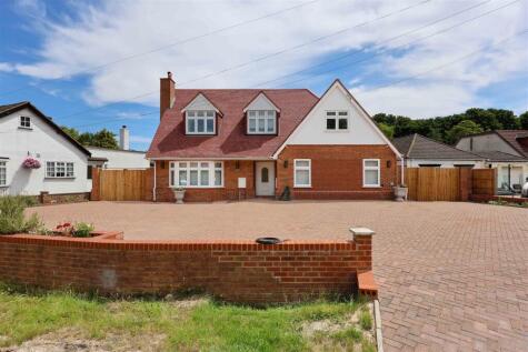 Willow Crescent East, Denham, Uxbridge