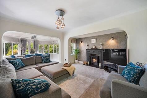Carrwood Road, Pownall Park, Wilmslow, Cheshire, SK9