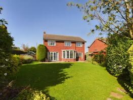 Jarrah, Alton Road, Uttoxeter ST14 5DH