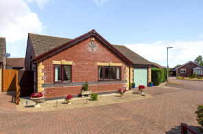 11, Golden Close, Anwick, Sleaford NG34 9TZ