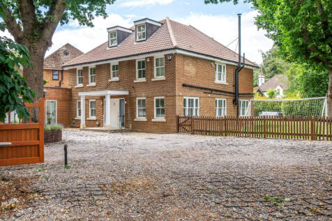 Mangrove Road, Hertford, SG13