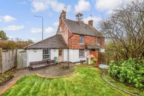 1, Bell Cottages, Maidstone Road, Tonbridge TN12 6QF