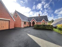 3, Poplar Drive, Leighton, Welshpool SY21 8JG