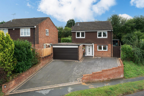 Leverstock Green Road, Leverstock Green, Hertfordshire, HP3 8PR