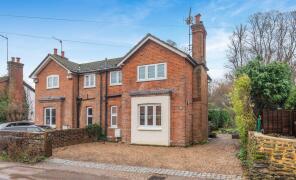 16, Queen Street, Guildford GU5 9LY