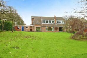 25, Ledgate Lane, Burton Salmon LS25 5JY