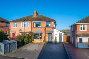 55, Malthouse Lane, Earlswood, Tanworth-in-arden B94 5RX