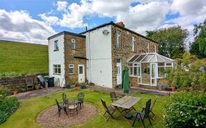 Bank House, Scopsley Lane, Whitley, Dewsbury WF12 0NG