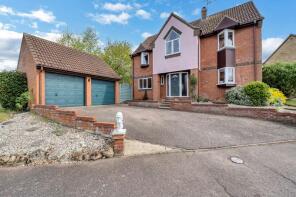 34, Birkdale Court, Bury St. Edmunds IP28 6XF