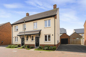 22, Chatham Close, Bicester OX25 5DD
