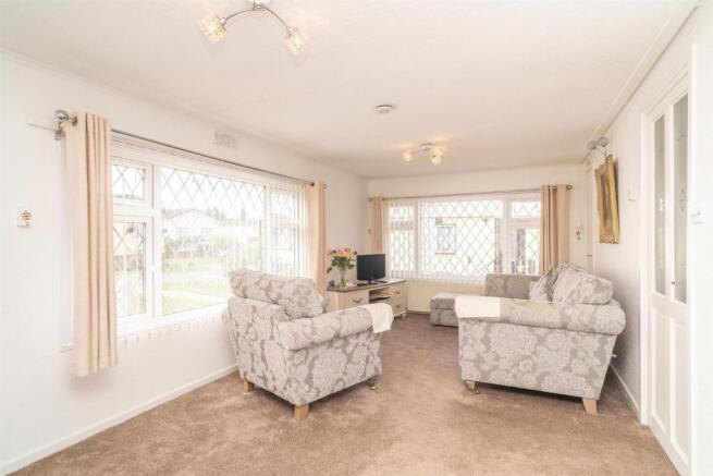 Lounge/Diner;