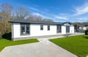 Ricroft, Benham Lane, Reading RG7 1RY