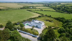 Tregannick, Trannack Road, Penzance TR20 8QW