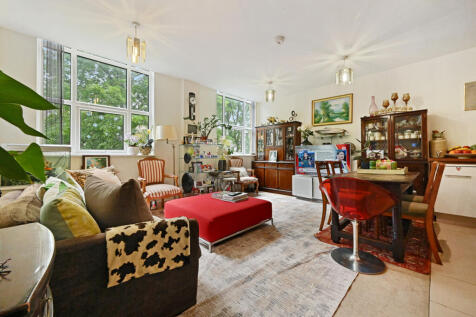 Bromyard Avenue, London, W3 7
