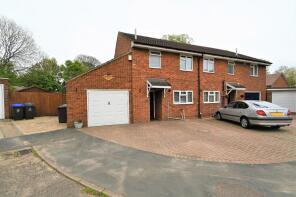 16, Azalea Way, George Green, Slough SL3 6RN